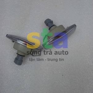 Xi nhan tai xe Lacetti trong nước. Đèn hông xe Daewoo Lacetti 2004 - 2009