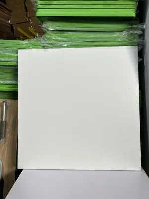 Bàn tròn vuông kích thước 60x60 chân nhựa bền đẹp chắc chắn