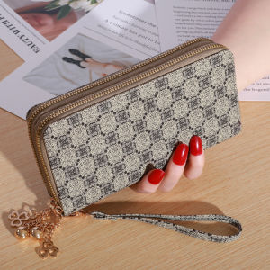 Womens Wallet 2026 New Long Style Womens Handheld Korean Version Casual Phone Bag Double Zipper Wallet Large Capacity Card Holder