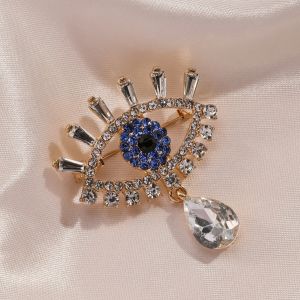 Devils Eye Diamond Brooch Fashionable High-end Clothing Accessories