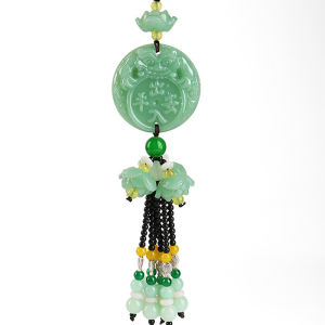 汽车挂件进出安全安全符号绿玉高端汽车挂饰 Green Jade Lotus Car Pendant Beaded brave pendant in safe car