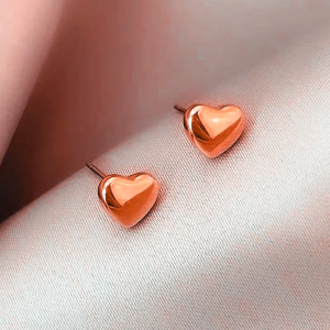 Anting Titanium Wanita Love Tusuk Terbaru Anting Titanium Hati Anti Karat Tidak Luntur