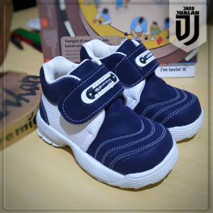 Sepatu Anak Boots Perekat usia 1 2 3 tahun Kombinasi Warna / Sepatu Baby Boots Anak Cewek Cowok / Sepatu Boots Fashion Anak Balita Laki Laki Perempuan Murah / Sepatu Boots Anak Pria Wanita Sporty / Sepatu Boots Anak Lucu Navy