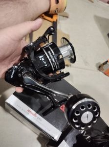 Reel pancing power handel maguro avenger xt 1000 2000 3000 4000 5000 6000 8000 reel laut