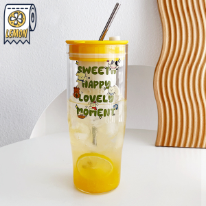 แก้วชาเขียว แก้วโปร่งใส แก้วทนความร้อนสูง ลายภาษาอังกฤษ พร้อมฝาและหลอด 750ml