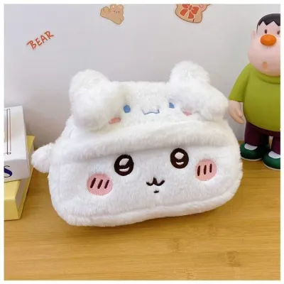 Romantic Planet Kotak Pensil Anak Chiikawa Bulu Boneka Kapasitas Besar Tempat Alat Tulis Lucu Usagi Pouch Ritsleting Dapur Belajar Rumah