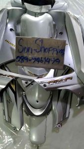 เปลือกมอเตอร์ไซร์รุ่นเวฟ 125 iไฟเลี้ยวบังลมสีขาวตัดกลางบอร์นชิ้นงานABSงานประกอบสนิทสีสวยเคลือบเงาอย่างดีติดสติ๊กเกอร์ให้พร้อม