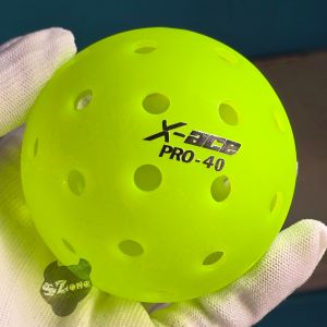 Bóng pickleball X ACE pro 40 đúc liền khối chuẩn thi đấu 40 lỗ 26 gram đường kính 74mm độ nảy ổn định độ bền cao