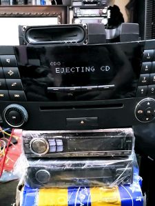 Radio CD AUX USB MERCEDES - benz E - Class