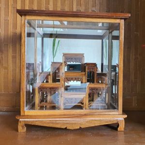 โต๊ะหมู่บูชาจิ๋ว 9 พระเครื่อง วัตถุมงคล หิ้งพระ โต๊ะหมู่บูชาพระ ไม้สักทอง โต๊ะหมู่จิ๋ว ของขวัญศิริมงคล วางสิ่งศักดิ์สิทธิ์ หิ้งไอ้ไข่