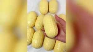Đồ chơi bóp mềm hình đậu phộng/pudding giòn tan thủ công đồ chơi giảm căng thẳng ASMR tăng chậm đồ chơi fidget bằng đất sét ý tưởng quà tặng Giáng sinh cho trẻ em và người lớn