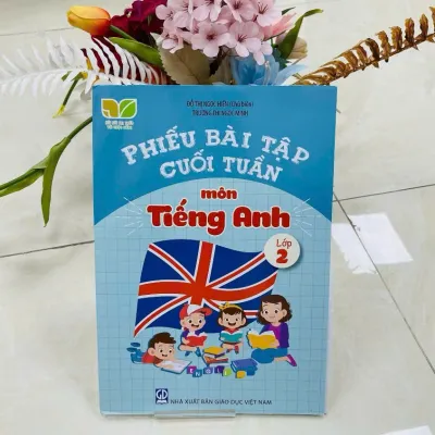 Sách - Phiếu Bài Tập Cuối Tuần Môn Tiếng Anh Lớp 2 - NXB Giáo Dục