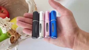 Bình xịt nước hoacó thể đổ thêm nước hoa bình xịt nước hoa du lịch (5ml bộ 6 chai) (Màu xanh lá vàng hồng tím đỏ xanh nhạt).
