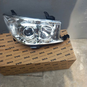 ĐÈN PHA /ĐÈN LÁI TRƯỚC TOYOTA FOTUNER 2009-2011 HÀNG TYC
