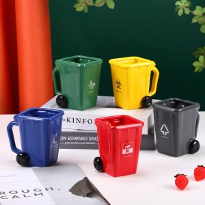 ถ้วยตลกเซรามิกแก้วกาแฟเซรามิค3มิติรูปถังขยะขนาด13.5ออนซ์แก้วชาซุปถ้วยน้ำของขวัญสุดสร้างสรรค์ของขวัญวันคริสต์มาส Kado untuk Sahabat และครอบครัว