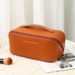 COD Tas Kosmetik Travel Fashion Gaya Korea Washbag Make Up Pounch Serbaguna Anti Air Tahan Bocor TK21