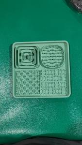 SiliconeSlow Feeder Mat Food-Grade Lick Pad Square Grid Anti-Choking Dog Cat Feeding