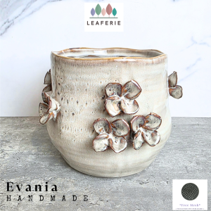 The Leaferie Evania Handmade plant pots. Ceramic flowerpot . flowerpots . flower pot . planter . planters