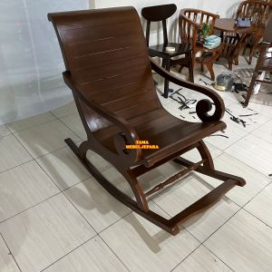 Kursi Goyang Kayu Jati Furniture Jepara Kuat Desain Tradisional