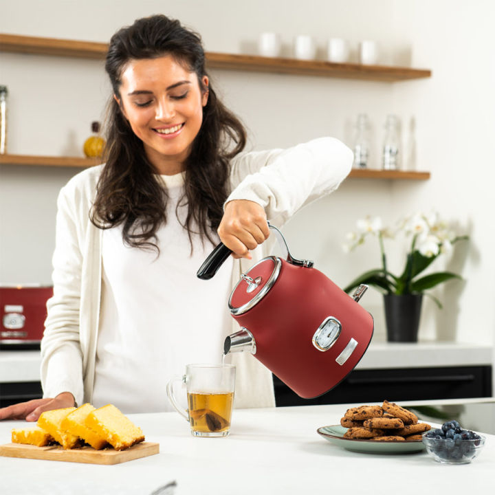 Westinghouse%20USA%20Brand%20Electric%20Kettle%20%7C%20Retro%20Series%20%7C%201.7L%20Capacity%20%7C%20Retro%20Design%20%7C%20Cordless%20Stainless%20Steel%20%7C%20Singapore%20Safety%20Mark%20%7C%203-Pin%20Plug%20-%20Image%207