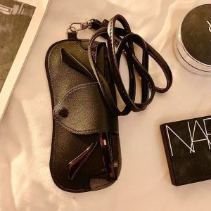 กระเป๋าใส่แว่นตา หนังพียู สายรัดปรับได้ ความรู้สึกของแฟชั่น มนุษยธรรม มัลติฟังก์ชั่น