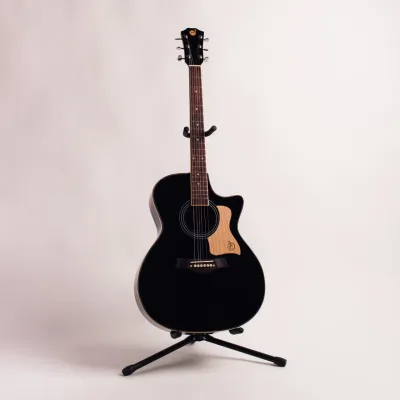 Gitar Akustik Original Mandalika L-01 Warna Hitam Bonus Tas Senar Pick