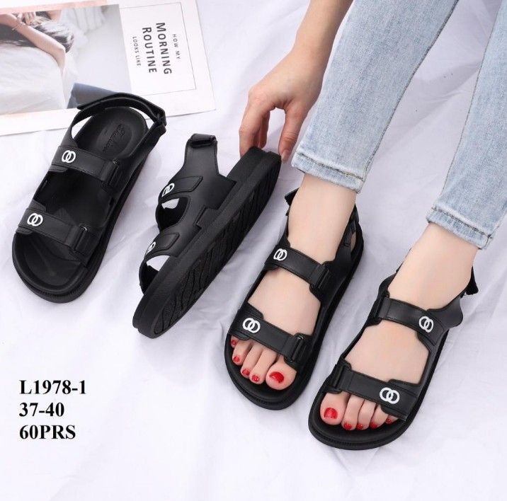 Sandal clearance di lazada