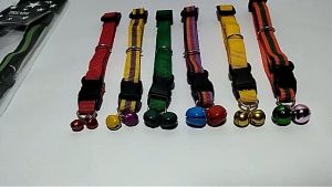 kalung kucing. tali webing bandul luncing. banyak pilihan warna.