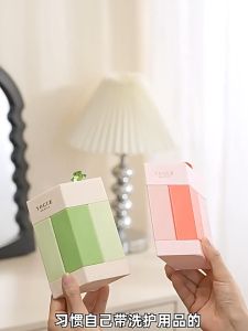 Travel Bottle Set Portable Press Pump Refillable Lotion Shampoo Cosmetic Leakproof Squeeze Container Botol Perjalanan