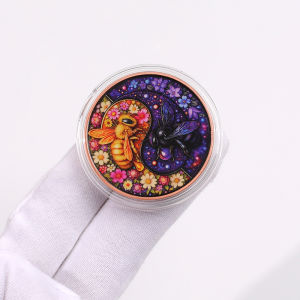 【discount store】2026 Yin Yang Bee Copper Coin Colorful Enamel Honey Bee Commemorative Coin Collectible Challenge Coin Feng Shui Souvenir Gift