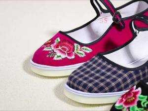Spring And Autumn WomenS Cloth Shoes With Cowhide Soles Cotton Canvas Shoes Flat Casual Slip-On Shoes With Elastic Cuff Breathable
