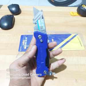 Dao rọc giấy rọc cáp King Blue khung nhôm rất chắc chắn
