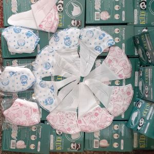 Khẩu trang y tế em bé NAM ANH FAMAPRO 5D dành cho trẻ từ 1 đến 6 tuổi thiết kế 3D siêu vừa vặn Không bí thở Hộp 10 cái