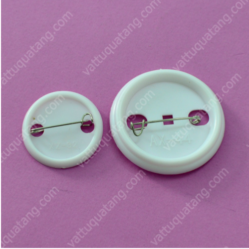 [HCM]Phôi huy hiệu 2D. Miếng nhựa và kim của huy hiệu cài áo (50 cái ...