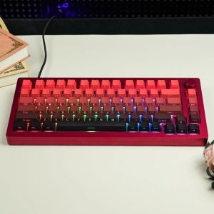 【Keycap Only】คีย์บอร์ดแบบครอบข้างสีแดงสีดำไล่ระดับสี136คีย์เชอร์รี่โปรไฟล์ OEM PBT การระเหิดไม่รองเท้าฟุตบอลสำหรับสวิตช์ MX เชอร์รี่คีย์บอร์ดแบบกลไก Keychron/ RK61/GK61/Anne Pro 2