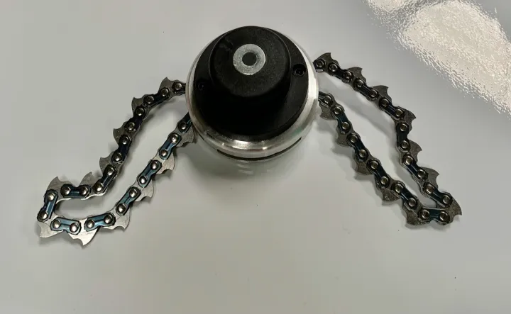 PB กระปุกโซ่ตัดหญ้า หัวโซ่ตัดหญ้า สีดำ