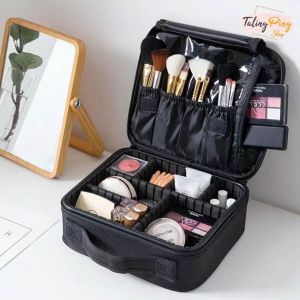 กระเป๋าใส่เครื่องสำอางค์และอุปกรณ์เสริมความงาม ( ดำ )กระเป๋าอเนกประสงค์ กระเป๋าเดินทาง กันฝุ่น กันน้ำ สะดวกต่อการใช้งาน แข็งแรงทนทาน