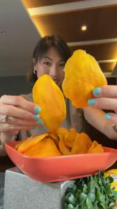[BUY 1 TAKE 1 FREE] 3F FOOD DRIED MANGO SALT AND CHILI - High Fiber & Diet Friendly (No Added Sugar) Sweet & Sour Dried Mangoes - 100% Clean Energy for Athletes (Zero Preservatives)