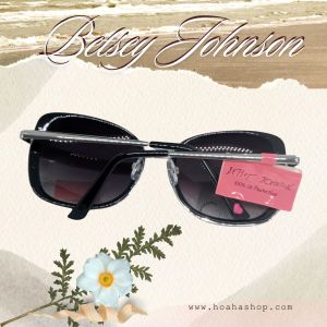 MK-010 Mắt kính thời trang Betsey Johnson BLACK METAL-TEMPLE SQUARE