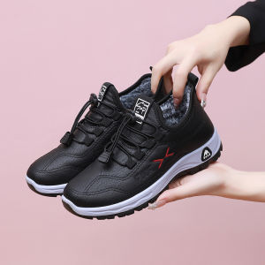 Winter Old Beijing Cotton Shoes for Women Leather Surface Waterproof Moms Cotton Shoes Fleece Lined Thickened Walking Shoes Non-Slip Warm Womens Cotton Boots