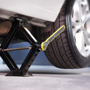 Car Labor-Saving Jack Ratchet Wrench Cross Type Steel Hand Repair Tool Motorcycle Automotive Tool Garage Tire Wheel Lug Handle