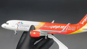 Mô hình máy bay Vietjet Air Airbus A321 30cm