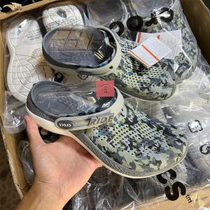 Crocs Lite Ride Clog รองเท้าแตะ แบบลำลอง มาใหม่สุดฮิต ใส่ได้ทุกเพศ มีส่วนลดราคา