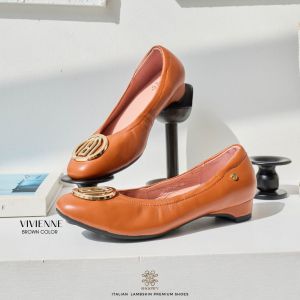 Shoowy รองเท้าหนังแกะรุ่น Vivienne Brown Color (สีน้ำตาล)