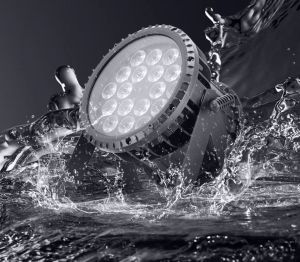 New!! RGBW 18 * 10W 4 in 1 Color Waterproof Par Light/ Full Color Par Light/ DMX512 Control forDance Stage Indoor and Outdoor Activity