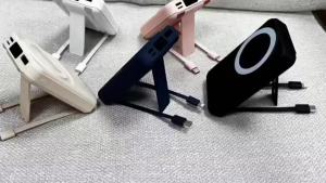 【SG Seller】3 CCC  20000mAh Magnetic Wireless  with Stand  22.5W Fast Charging