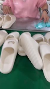 New Trendy Thick-Soled WomenS Summer Sandals For Outdoor Wear Height-Increasing Beach Slippers Non-Slip High-Heeled Flip-Flops For Women