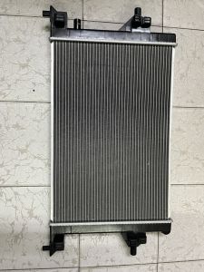 Két nước làm mát MG 5