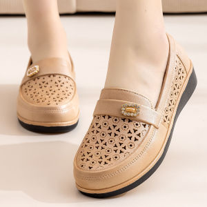 [Free Shipping] New Summer Fashion Sandals For Women Thick-Soled Suitable For Mothers And Older Women With Non-Slip And Soft Soles Perfect For Outdoor Wear Beach And Work