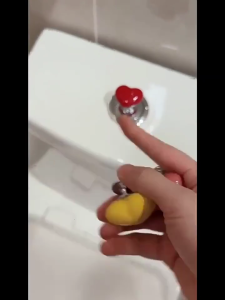 Colorful Toilet Decor Flush Buttons Toilet Press Button Heart Shaped Press Tank Push Buttons 4PCS/SET